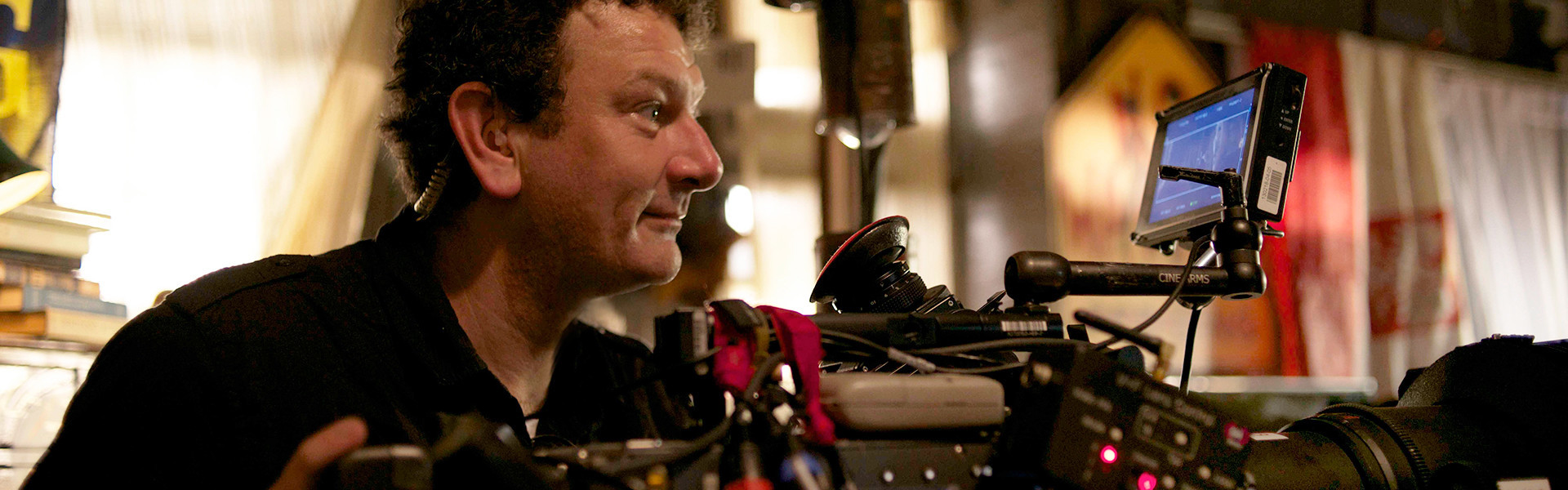 Header image for article DP Phil Lott Pairs ALEXA Plus 4:3 & Hawk Anamorphics for Kelly & Cal
