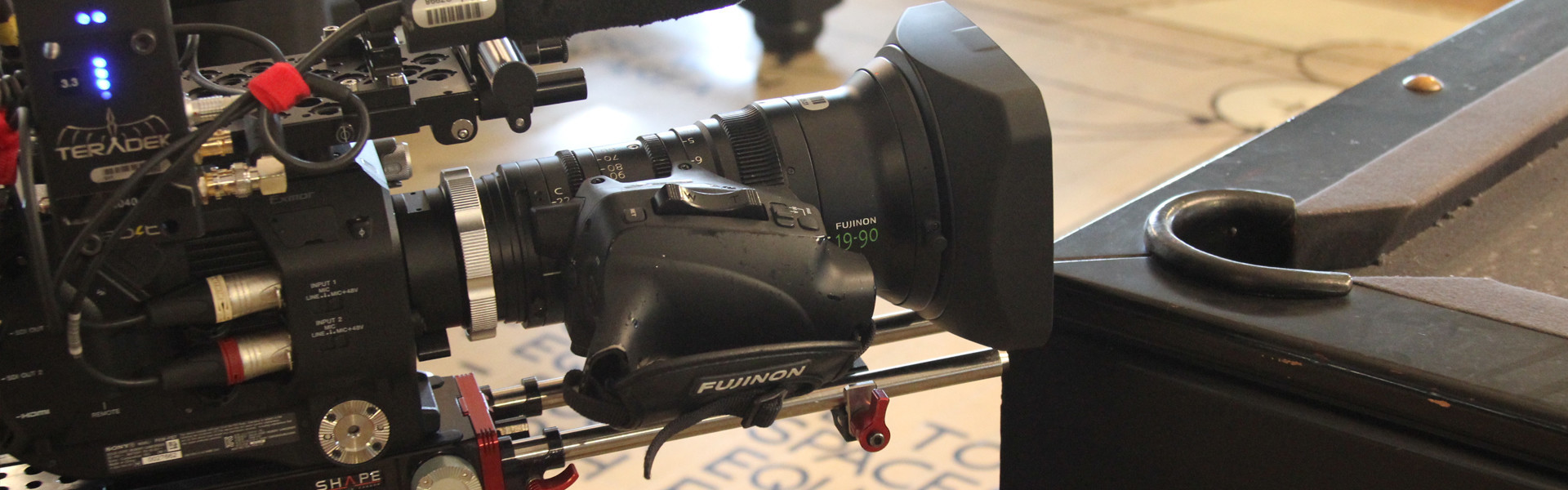 Header image for article Fujinon's New 19-90 T2.9 Cabrio 35PL Zoom Lens